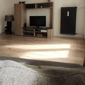 4 Personnes, Garage Prive, Balcon , Saint-Etienne (Loire) France