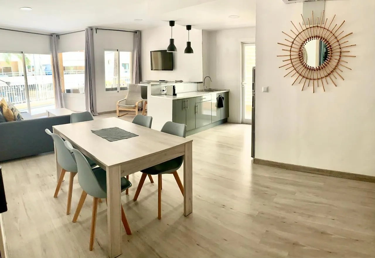 Apartamentos Las Palmeras Palma Nova  Palma Nova (Mallorca)